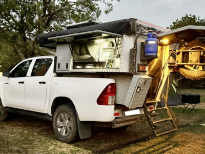2019 Toyota Hilux D/C Bushcamper - R550,000
