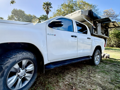 2019 Toyota Hilux D/C Bushcamper - R550,000