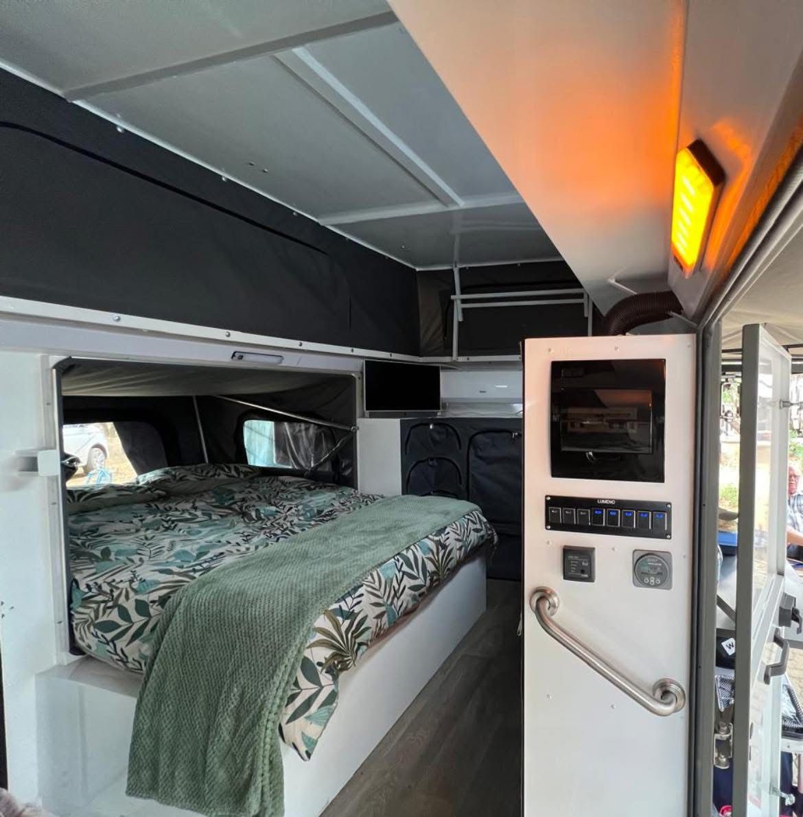 LuxLander X4 caravan photo