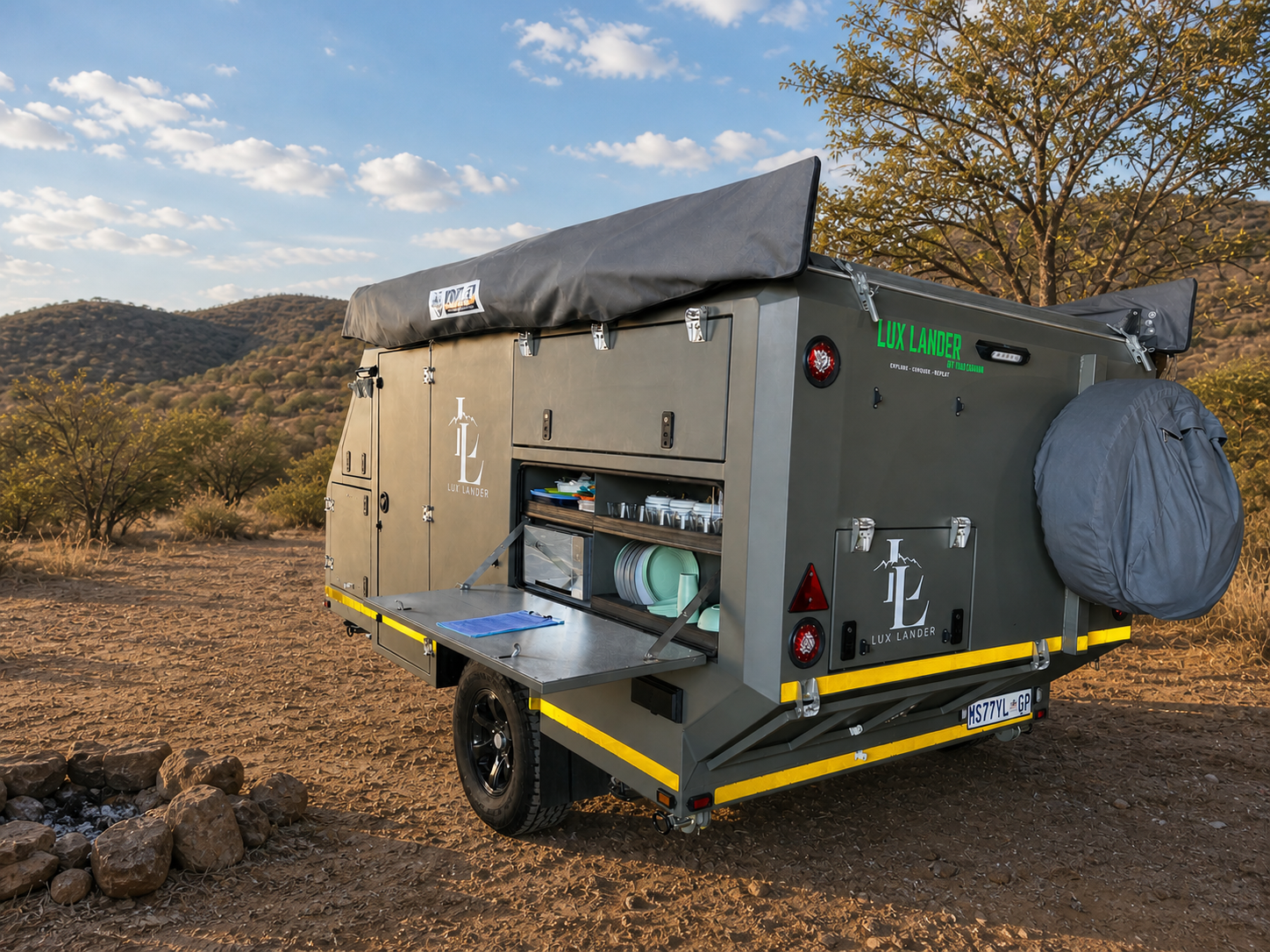 LuxLander X4 interior and features