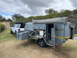 Afrispoor Caracal exterior equipment