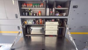 Afrispoor Caracal exterior kitchen