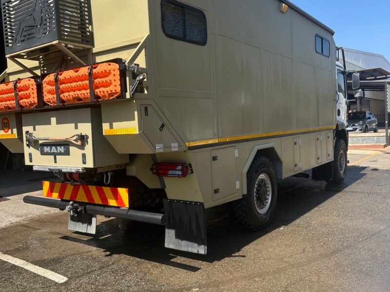 2012 MAN 18.240 4x4 Alu-Cab Expedition Motorhome - R3,500,000